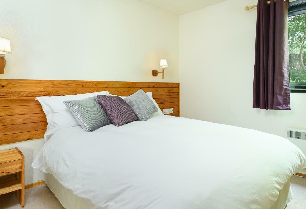 Woodlands Hotel&Pine Lodges Grange-over-Sands Eksteriør billede